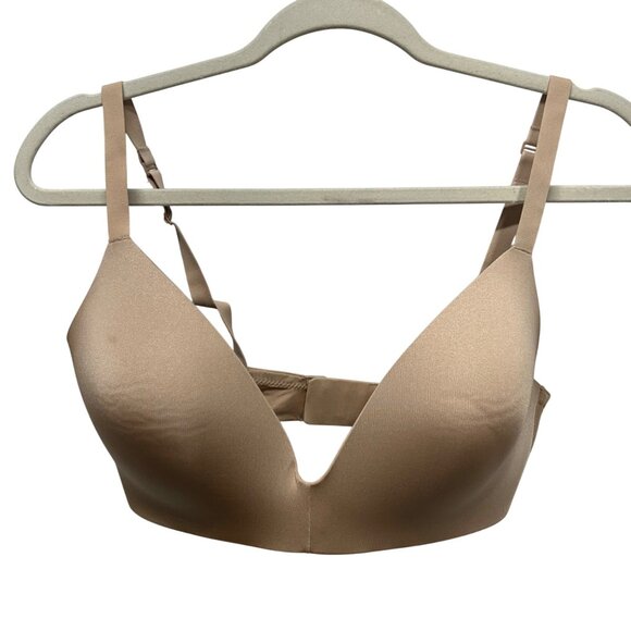 Skims Light Beige Wireless Push-Up Bra Size 36DD With Adjustable Straps & Hook C - Picture 1 of 11